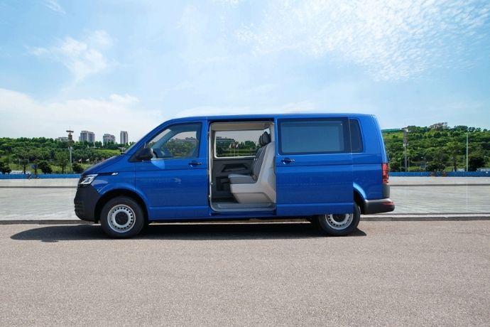 Blue VW Transporter Duovan. Flexivan Conversions. Wiltshire, Salisbury.